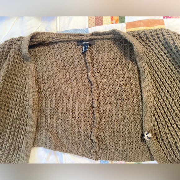 Forever21 Cropped Green Cardigan - Picture 5 of 5